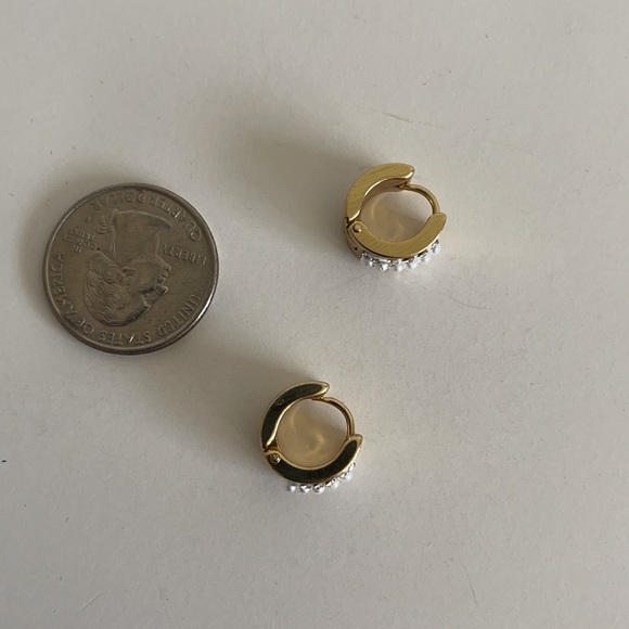 Earrings - Picture 4 of 5